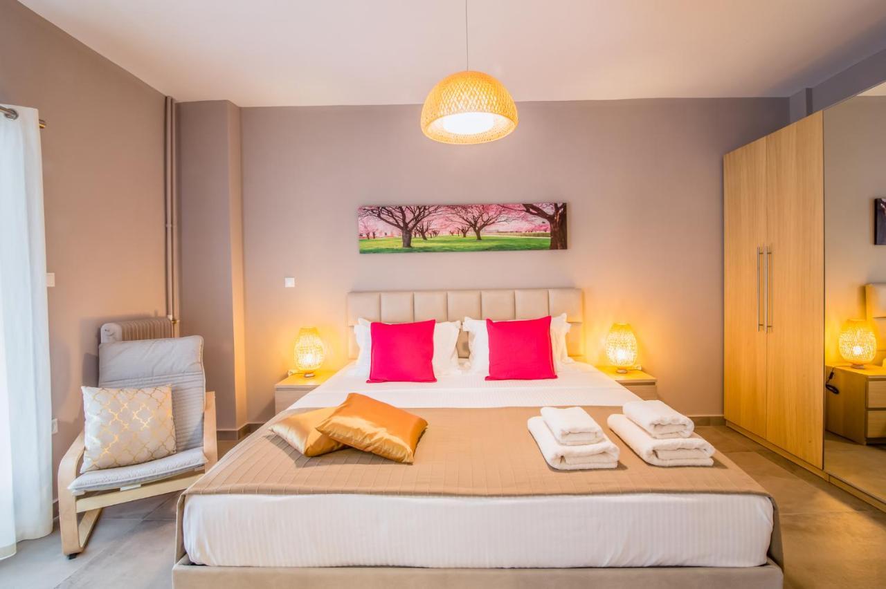 Glyfada'S Central Apartment Афины Экстерьер фото